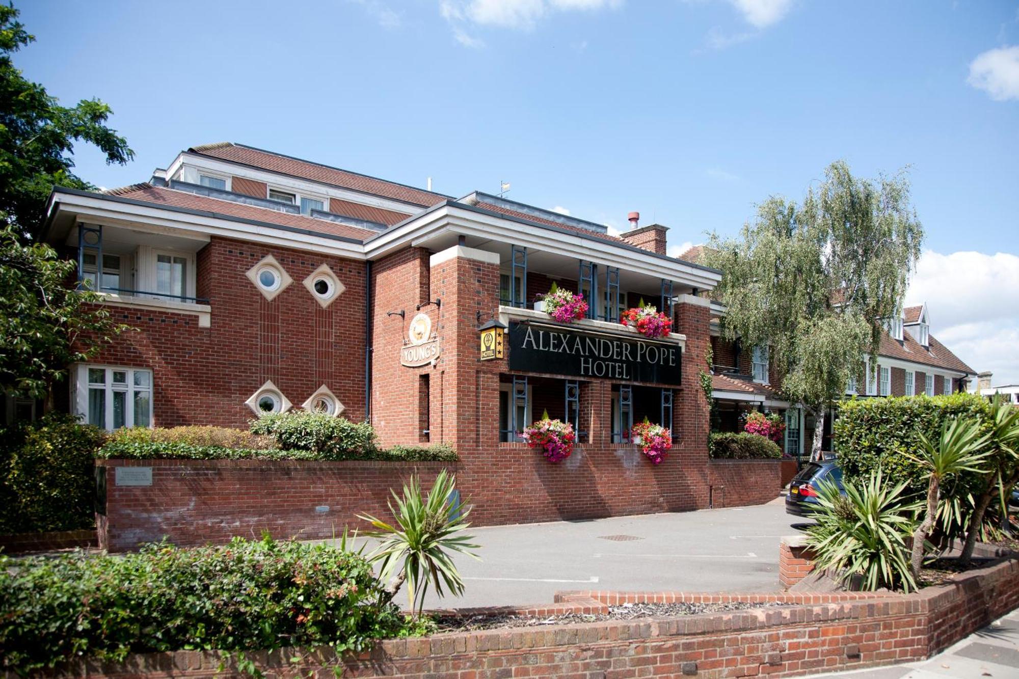 The Alexander Pope Hotel Twickenham Exterior foto